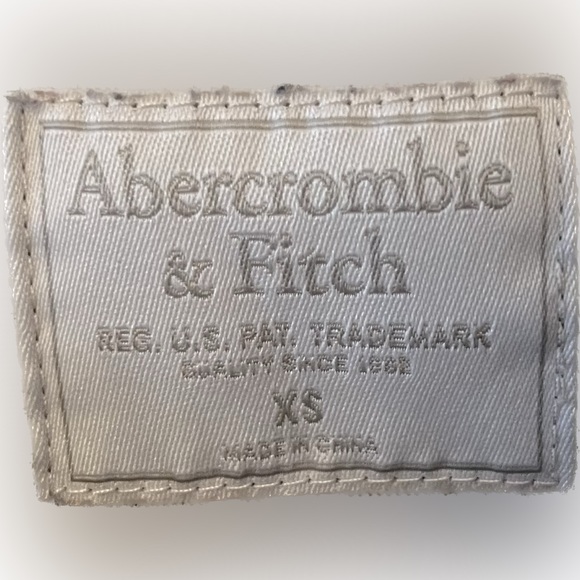 Abercrombie & Fitch Men’s Long Sleeve Shirt. Size XS. Color Grey. - Picture 3 of 3